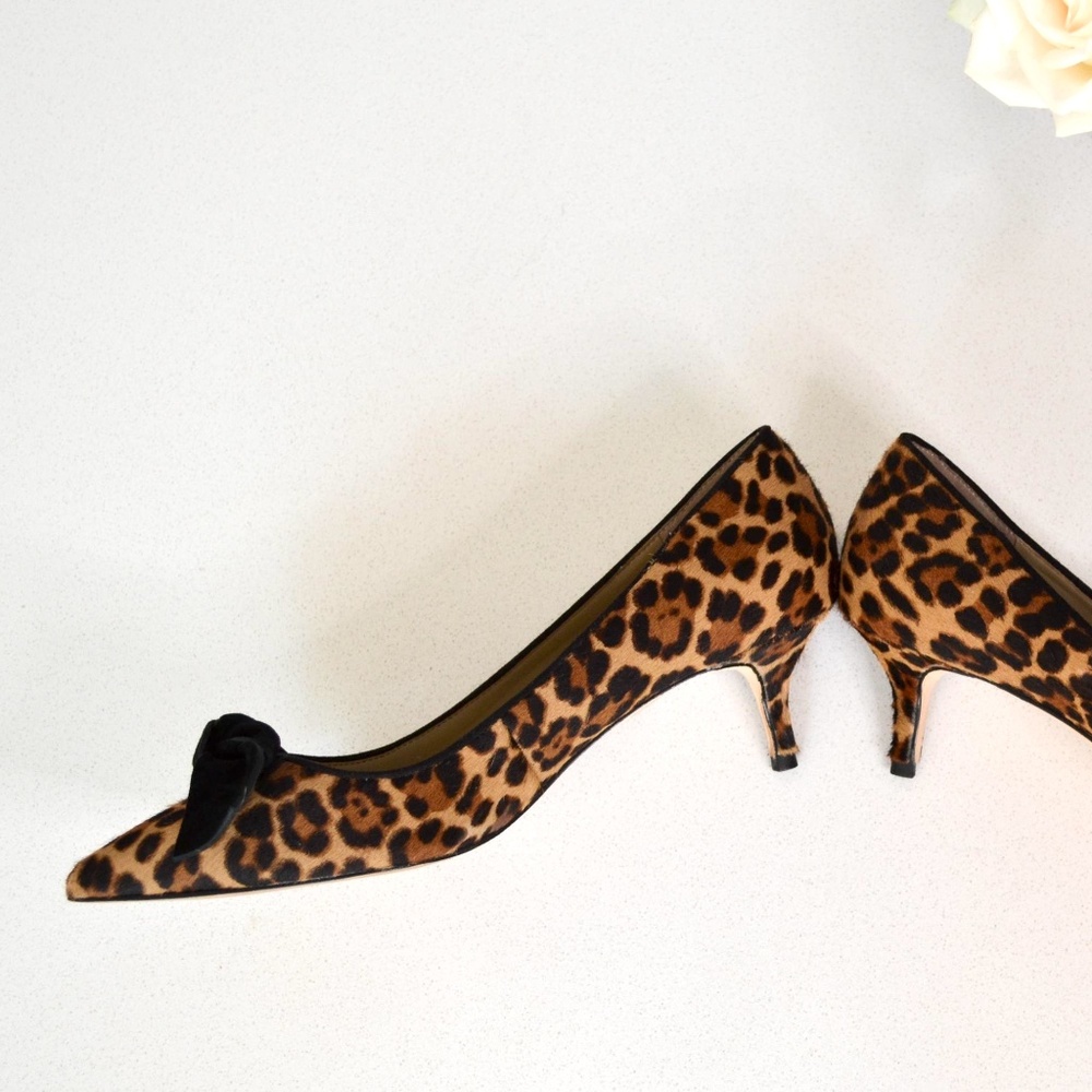 Ann Taylor Leopard Print Pointed Toe Kitten Heels with Black Bow